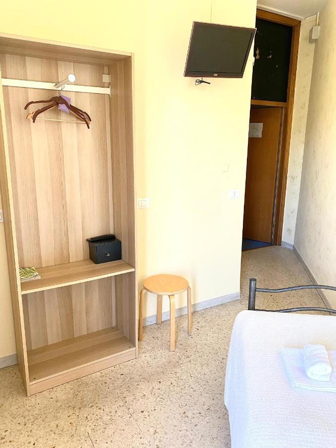 Hotel Morri'S Rimini Exterior foto