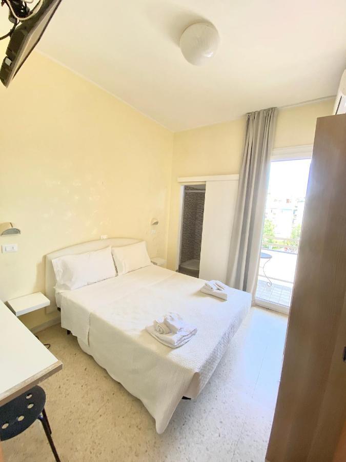 Hotel Morri'S Rimini Exterior foto